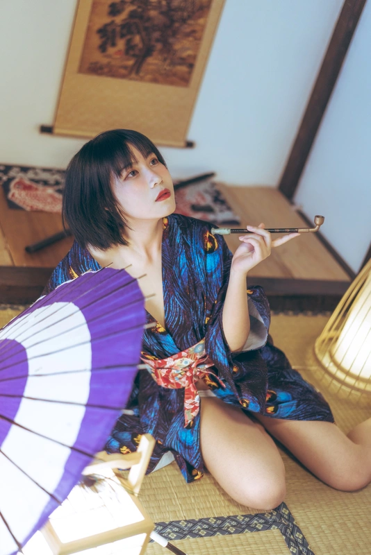 孔雀和服 - 枸名(逐月su)