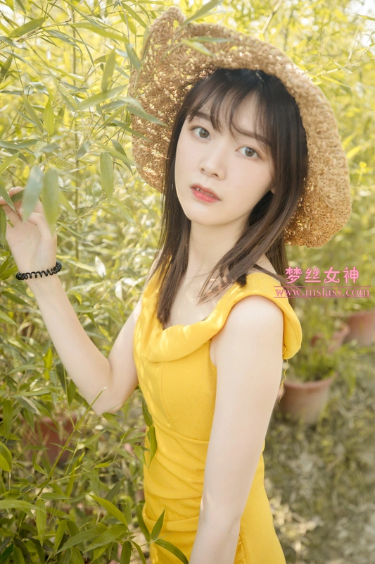 2019.05.24 NO.021 张思敏 甜甜的丝袜美腿 - MSLASS梦丝女神